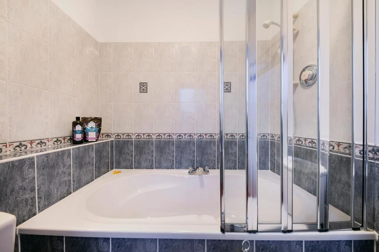 Castle Street Apartments ✪ Grampian Lettings Ltd 애버딘